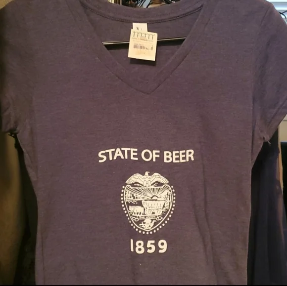 NEW Awesome Oregon Tee - Picture 3 of 4